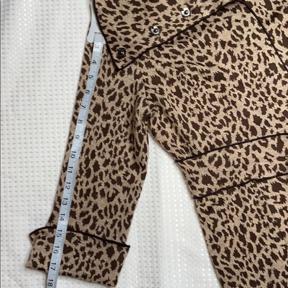 DAVID Brooks Animal Print Lightweight Knit Jacket - Picture 3 of 8